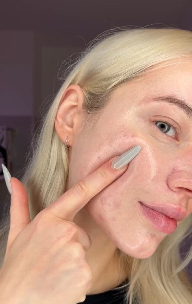 Dr. Jart+ Cicapair Soothing Color Correcting Treatment review photo by nijntjekaro