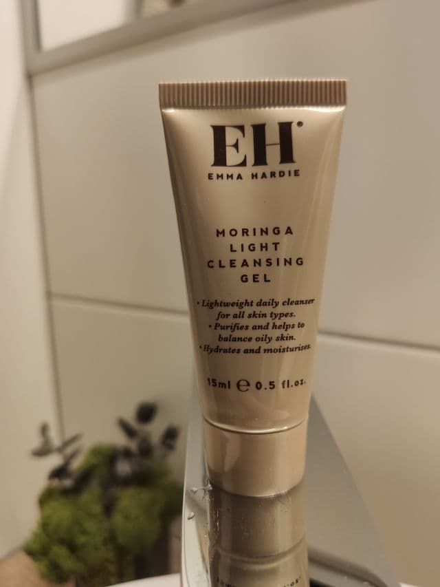 Emma Hardie Moringa Light Cleansing Gel 100ml review photo by Alona