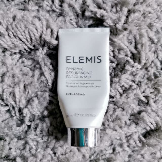Elemis Dynamic Resurfacing Facial Wash review photo by Ambitiouspiglet