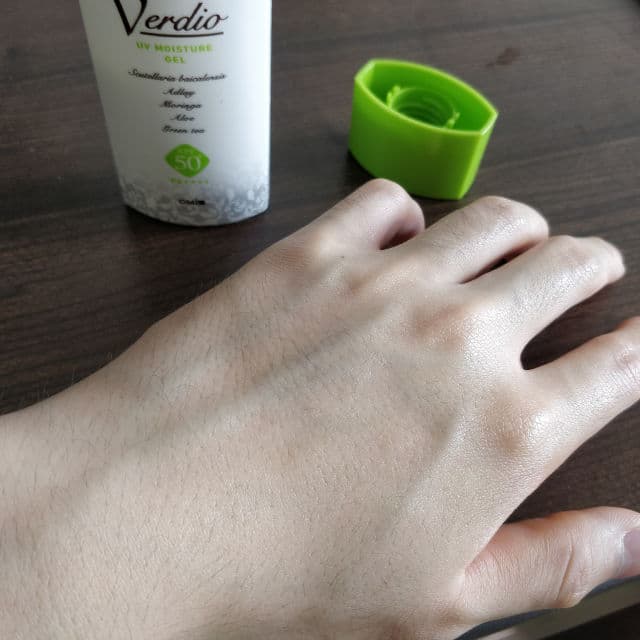 Verdio UV Moisture Gel SPF50+ PA++++ review photo by Cedric