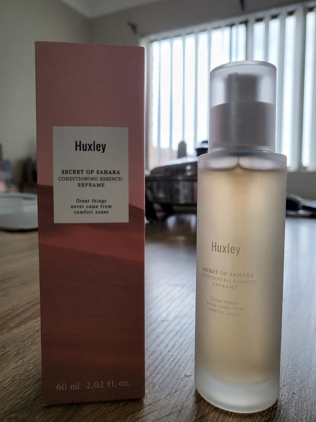 Huxley Conditioning Essence Reframe review photo by Chrisfabulosity