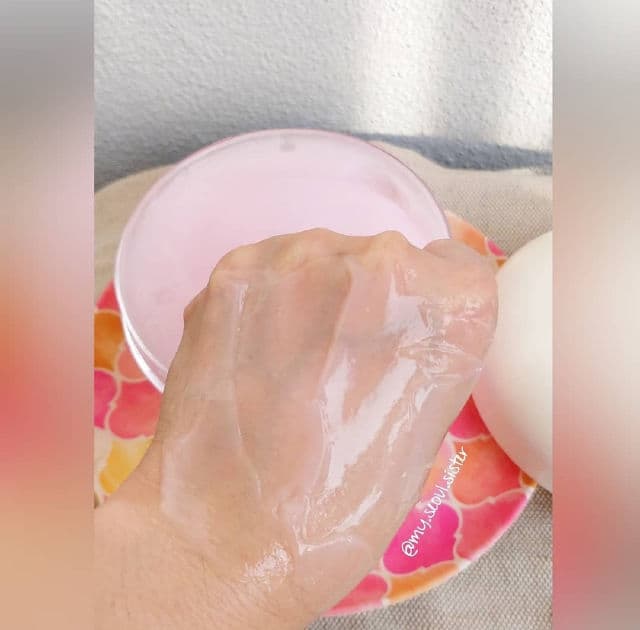 Loveisderma B12+ Mandelic Acid Gelly Masque review photo by Dayangku