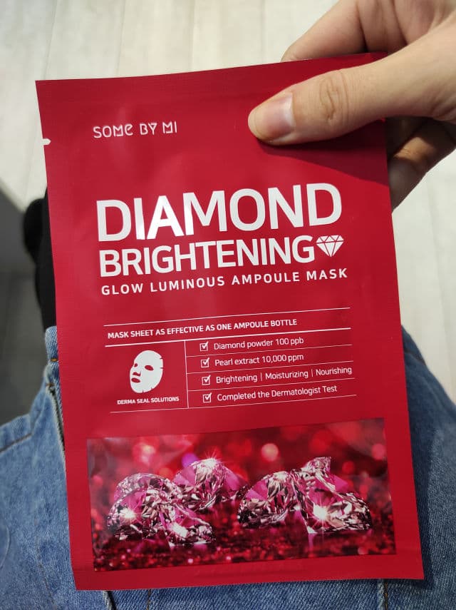 Some By Mi Diamond Brightening Glow Luminous Amploule Mask review photo by Katherina