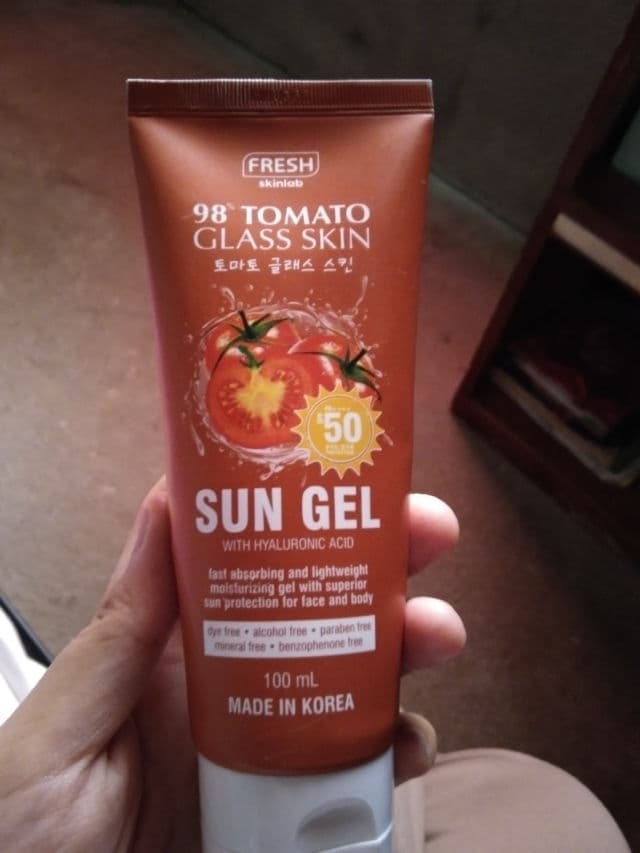 Fresh Skinlab Tomato Glass Skin Sun Gel SPF 50 review photo by Keyyyylaki