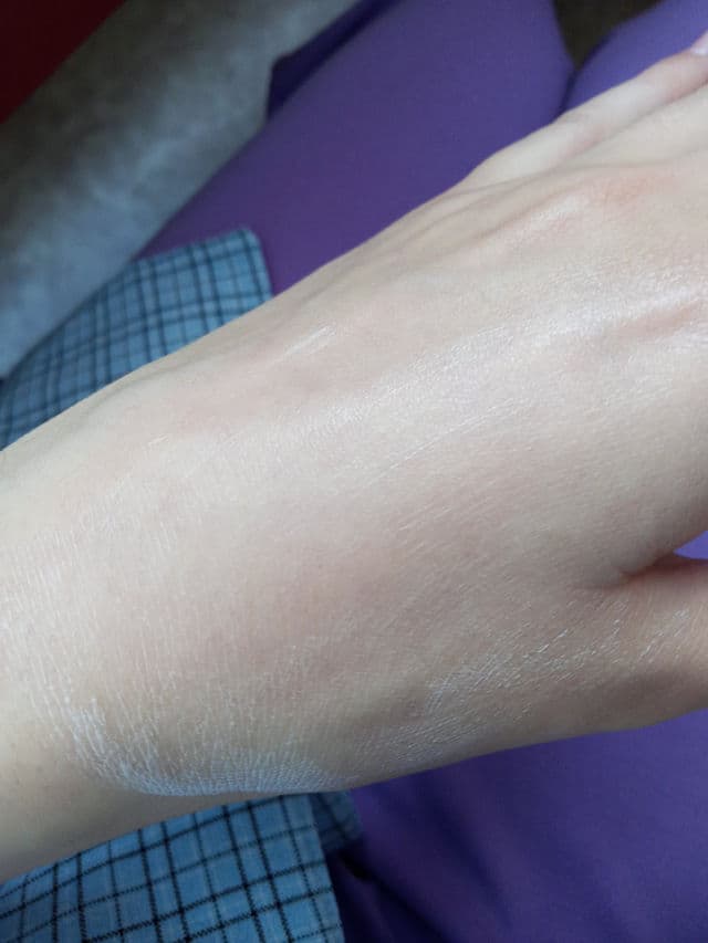 MISSHA Super Aqua Ultra Hyalron Foaming Cleanser review photo by Kincs