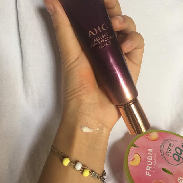 AHC Ageless Real Eye Cream For Face review photo by LizhReview
