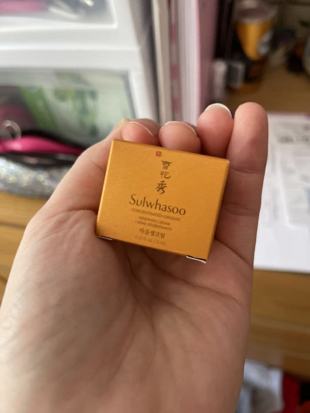 Sulwhasoo Concentrated Ginseng Renewing Cream EX review photo by MegD630