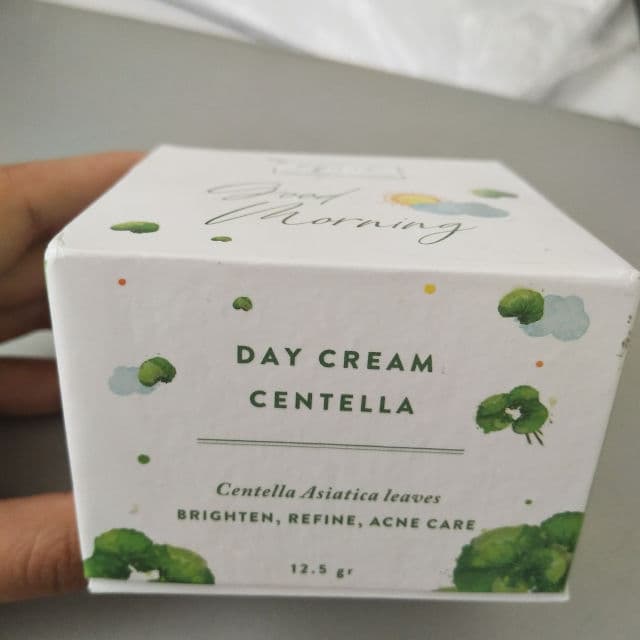 N'Pure Day Cream Centella Asiatica review photo by Ririnriani