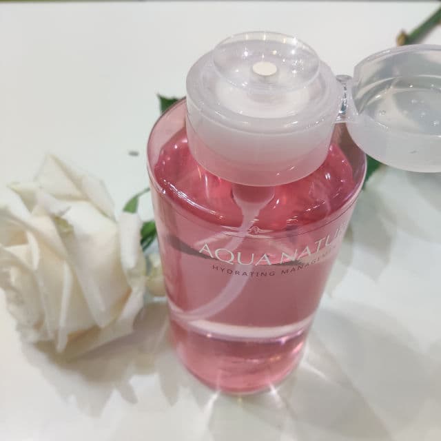 A'pieu Aqua Nature Rose Dewdrop Brightening Toner review photo by Sashaprobeauty