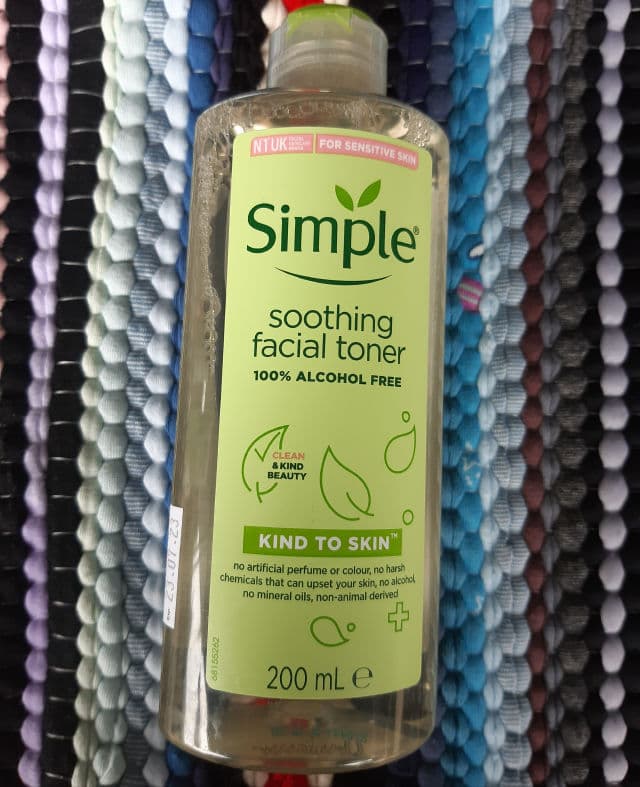 Simple Kind To Skin Soothing Facial Toner review photo by skinchelinguide