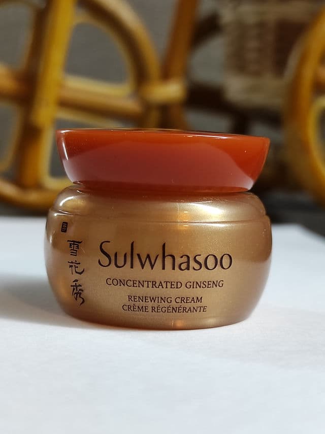 Sulwhasoo Concentrated Ginseng Renewing Cream EX review photo by Viktoryia