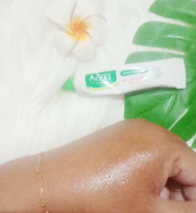Acnes Sealing Gel review photo by ameliaoktarija