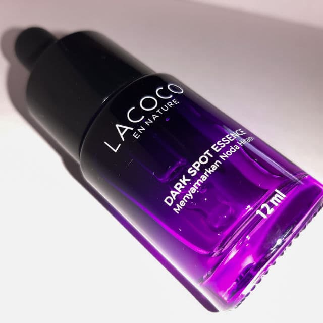Lacoco en nature Darkspot Essence review photo by ayass