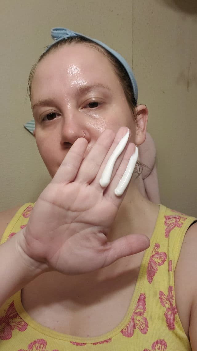 Sun Bum Travel Size Sunscreen Lotion SPF 30 review photo by beautybonnebeth