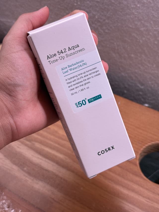 Aloe 54.2 Aqua Tone-up Sunscreen SPF50+ PA++++ product review