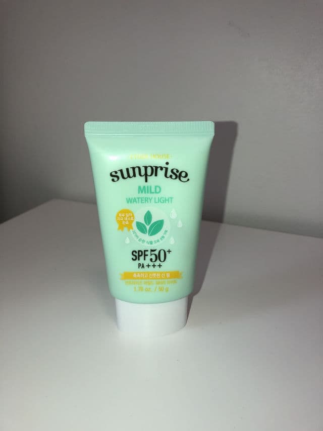 ETUDE Sunprise Mild Watery Light SPF50+ PA++++ review photo by skinwithclods