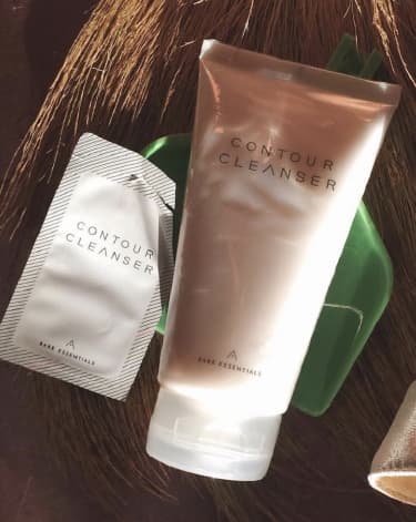 Althea Contour Cleanser review photo by skincarecompanion