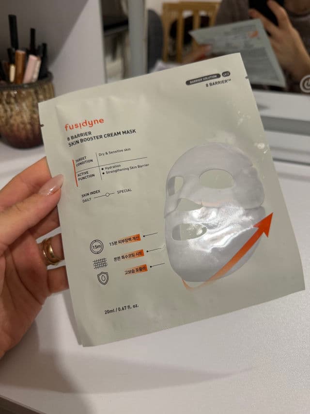Fusidyne 8 Barrier Skin Booster Cream Mask review photo by andreea