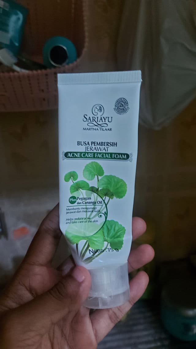 Sariayu Acne Facial Foam review photo by faza