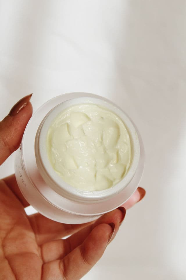 Medik8 Daily Radiance Vitamin C review photo by flanerian