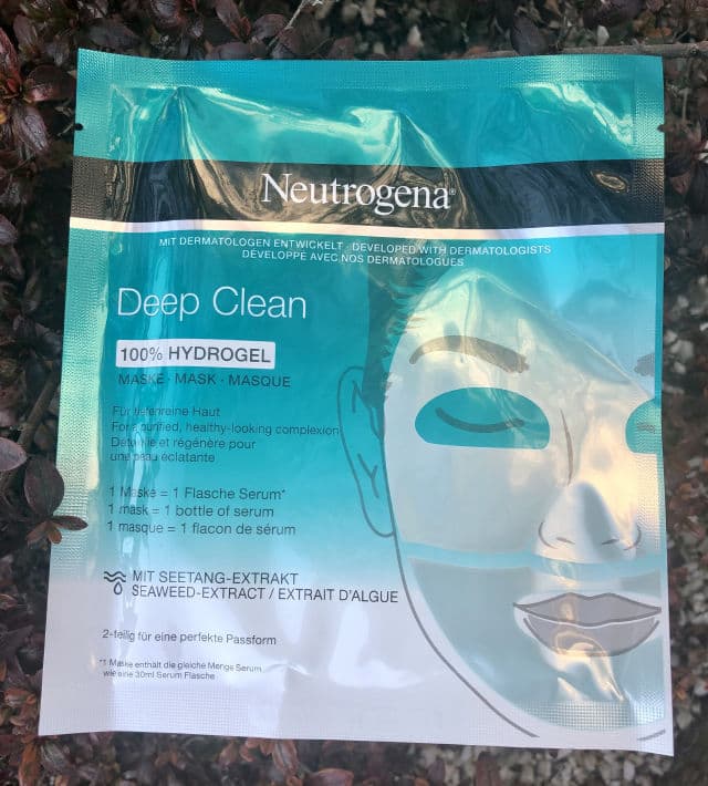 Neutrogena Deep Clean Purifying 100% Hydrogel Mask review photo by hina