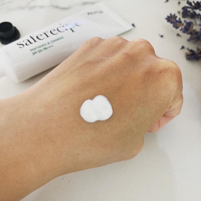 Pestlo Safe Recipe Sun Essence SPF50+ PA++++ review photo by hoarderbeauty