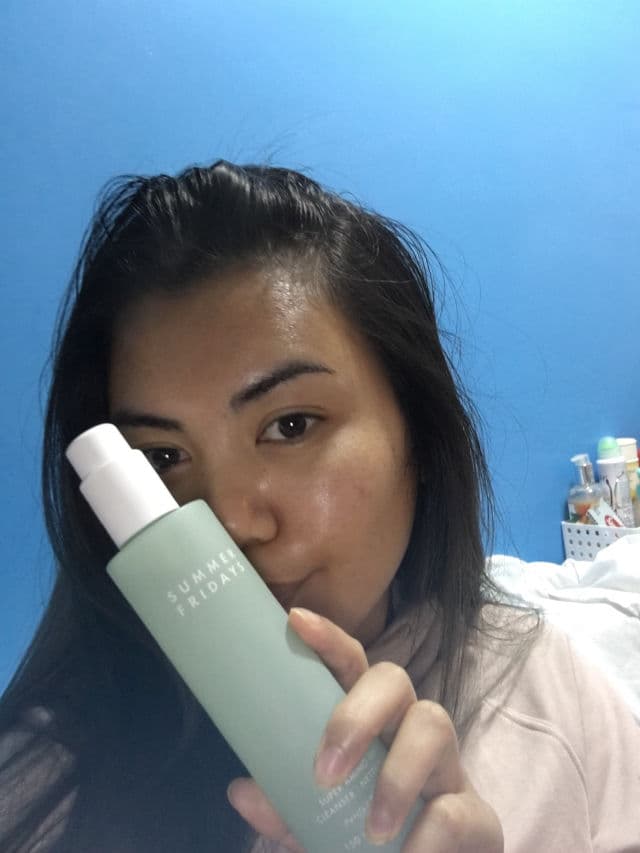 Summer Fridays Super Amino Gel Cleanser review photo by jsloveskincare