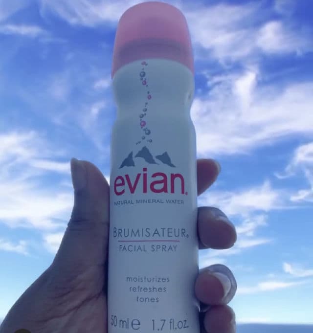 Evian Spray Brumisateur Natural Mineral Water review photo by keerthi