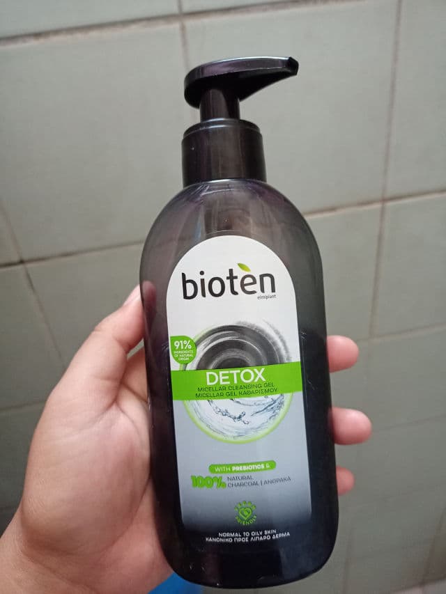 Bioten Detox Micellar Cleansing Gel review photo by mals