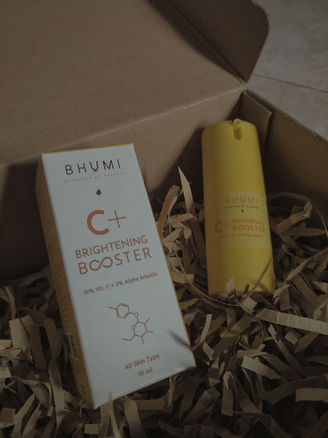 Bhumi C+ Brightening Booster review photo by nadilanatasyaah