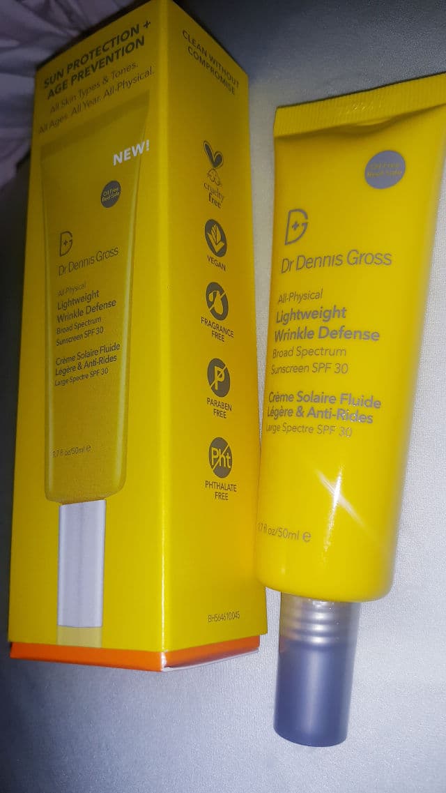 Dr. Dennis Gross Skincare All-Physical Lightweight Wrinkle Defense Broad Spectrum Sunscreen SPF 30 review photo by reneeshacie