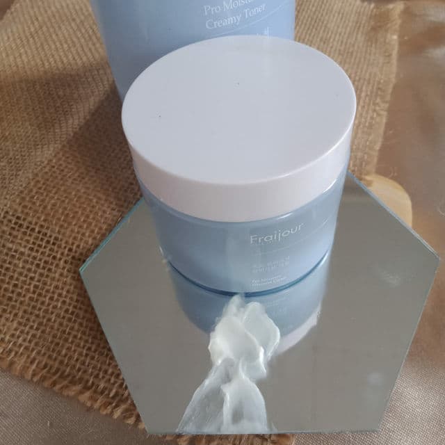 Fraijour Pro Moisture Intensive Cream review photo by rizkacika