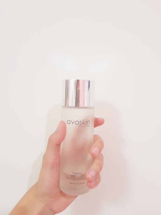 Avoskin Perfect Hydrating Treatment Essence review photo by skincarediction