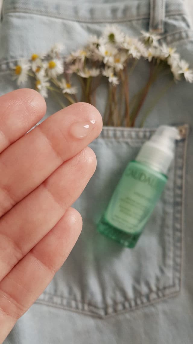 Caudalie Paris Vinopure Serum review photo by sonnitranquilli